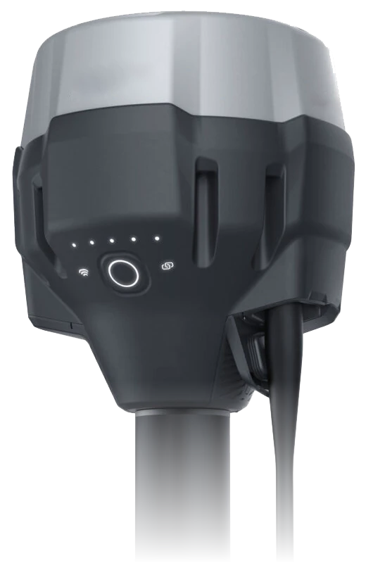 Ricevitore GNSS Emlid Reach RS3 su palina